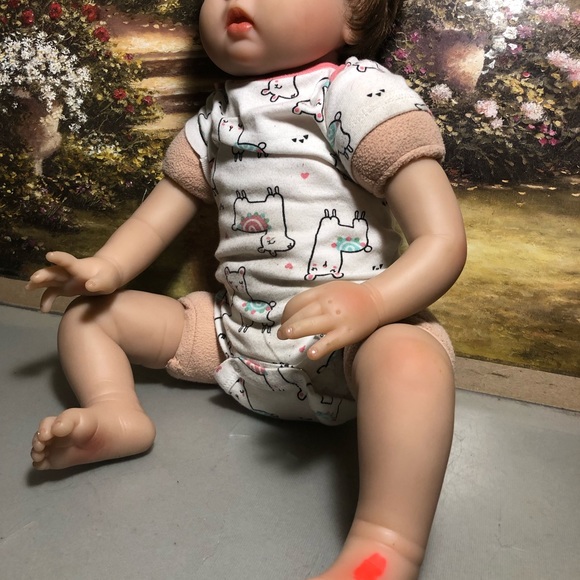 Newborn baby doll - Picture 2 of 10